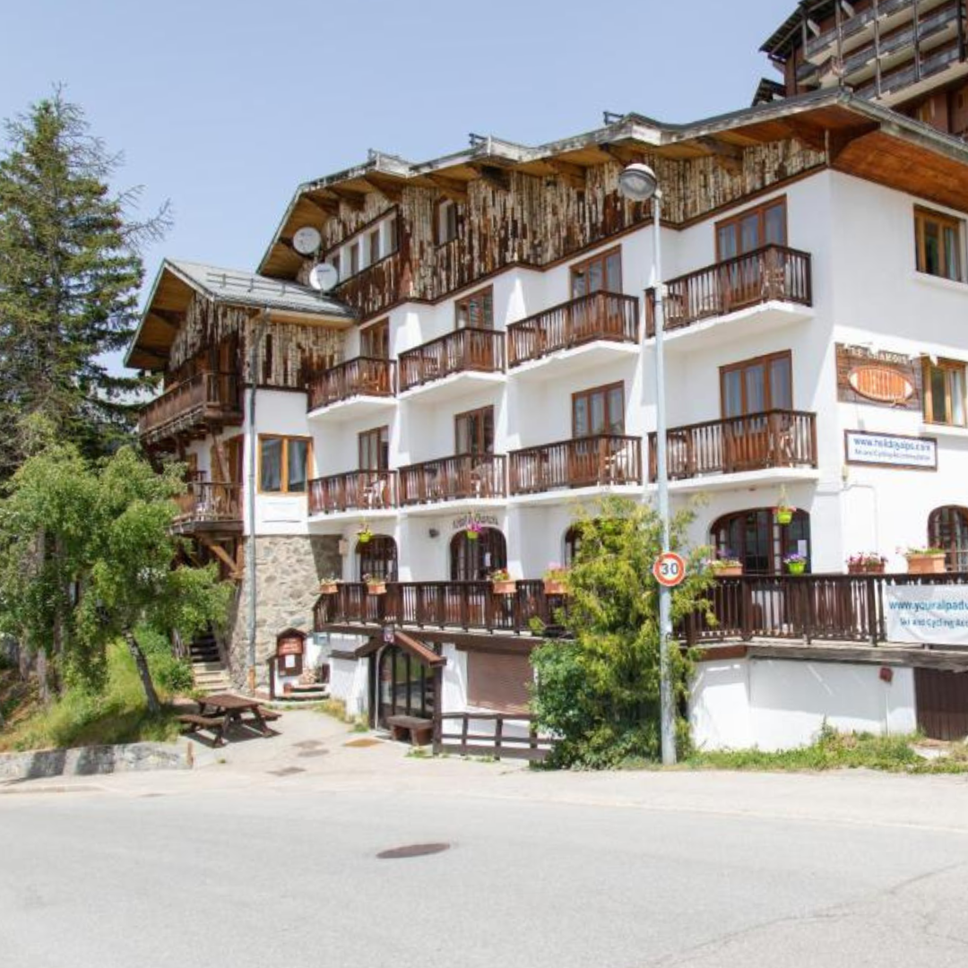 Hotel Le Chamois sommarsemester i Alpe d'Huez