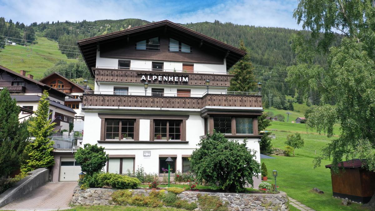Pension Alpenheim sommar