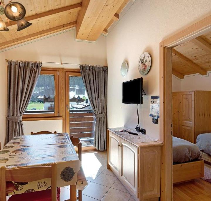 3-værelses superior lejlighed med balkon – Appartamento Jolly