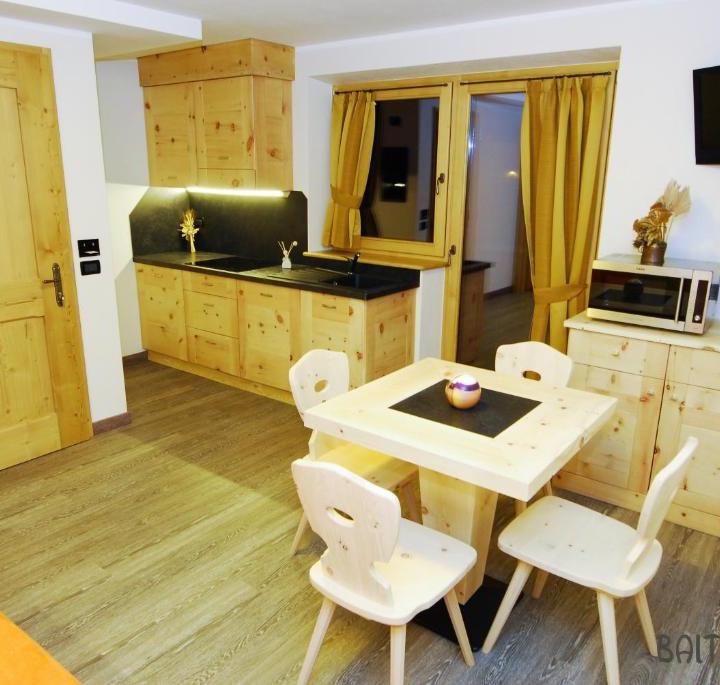 2-værelses superior lejlighed med balkon – Baita Cusini