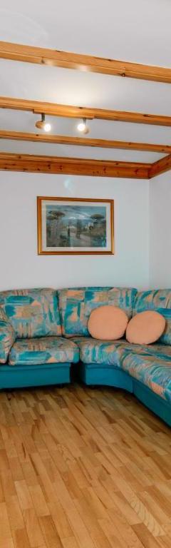 4-værelses lejlighed med balkon – Casa Bucci (Campestrin)