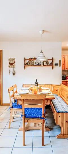 3-værelses lejlighed med balkon max 5 pers. – Casa Emilia