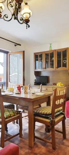 2-værelses lejlighed med balkon – Cesa Fraines (Alba)