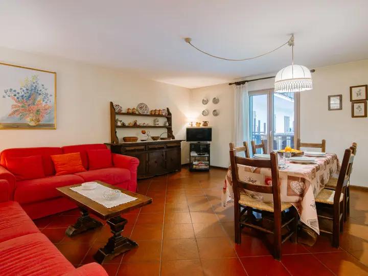 3-værelses lejlighed med balkon – Condominio al Parco