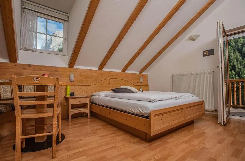 3-værelses lejlighed med balkon | max 4 pers. (78 m2) – Enrosadira (Alba)