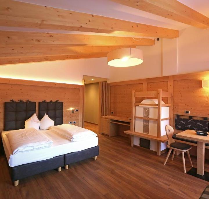 Suite med bjergudsigt – Hotel Astoria (Canazei)