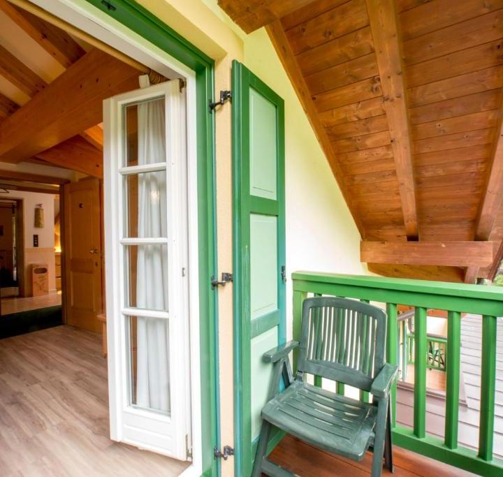 Dobbeltværelse eller 2-sengsværelse med balkon – Hotel Villa Rosella (Alba)
