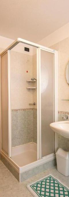Comfort 4-sengsværelse – Hotel Villa Rosella (Alba)