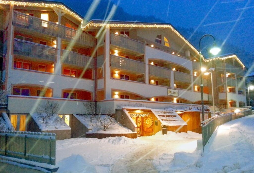Al Sole Club Residence
