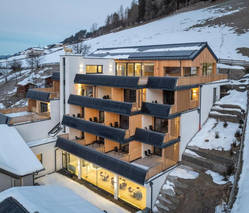 Lägenhetshotell & restaurang Goldhirsch