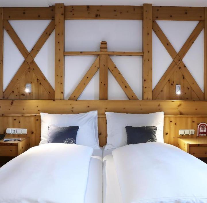 Dobbeltværelse Standard max 2 pers. – JUFA Alpenhotel Saalbach