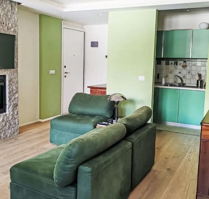 3-værelses lejlighed med balkon |  max 5 pers. (85 m2) – Enrosadira (Alba)