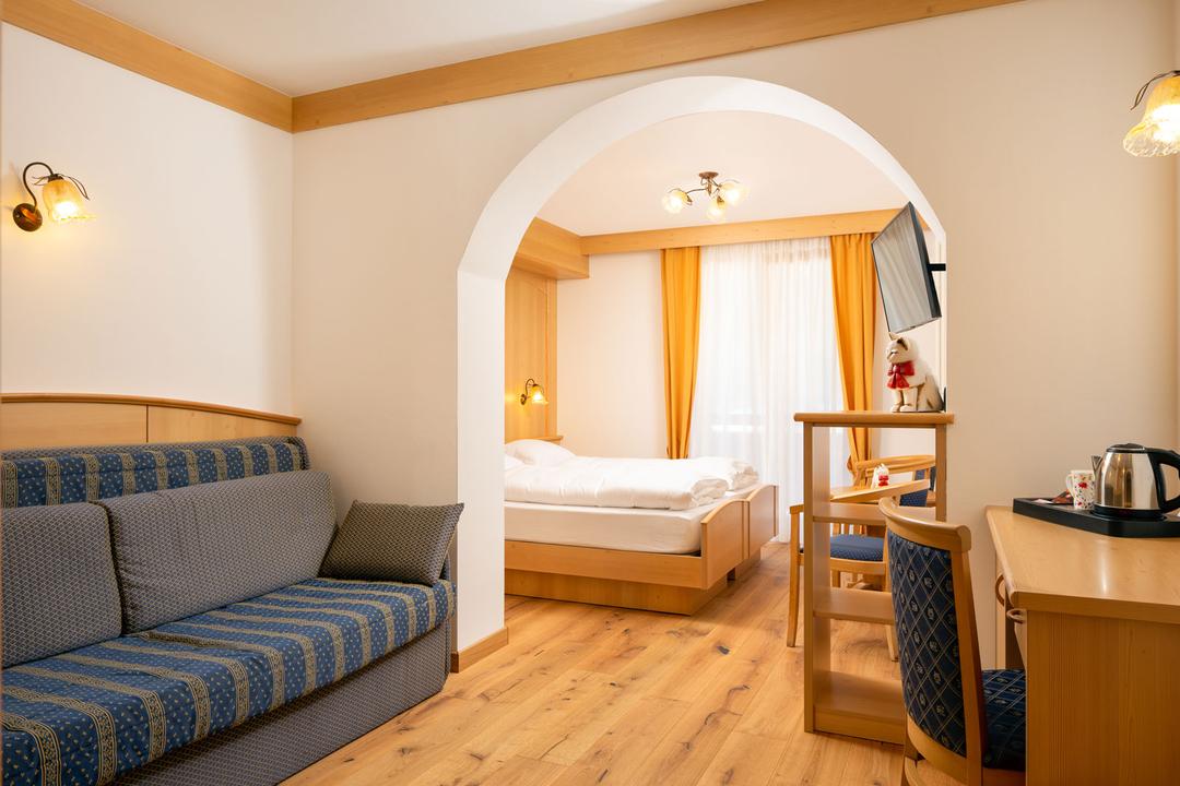 Trippelværelse med balkon – Hotel Pareda